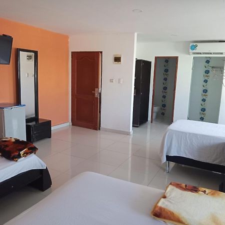 Hotel Intersuites Barranquilla  Exterior photo