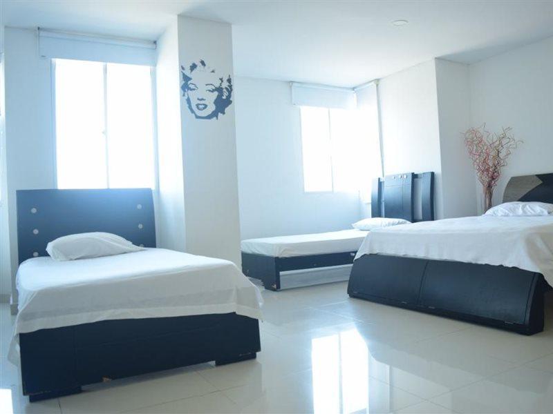 Hotel Intersuites Barranquilla  Exterior photo
