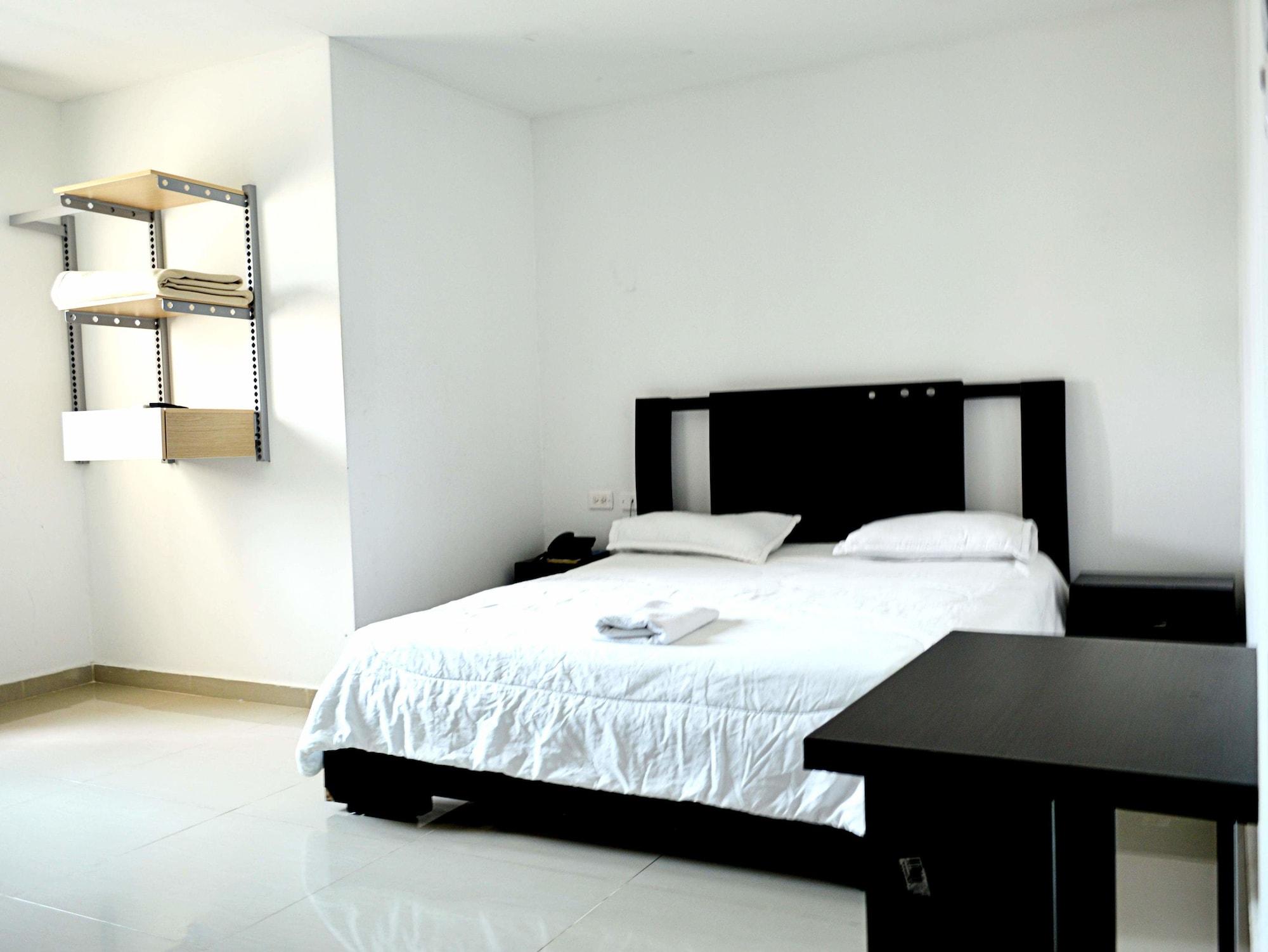 Hotel Intersuites Barranquilla  Exterior photo