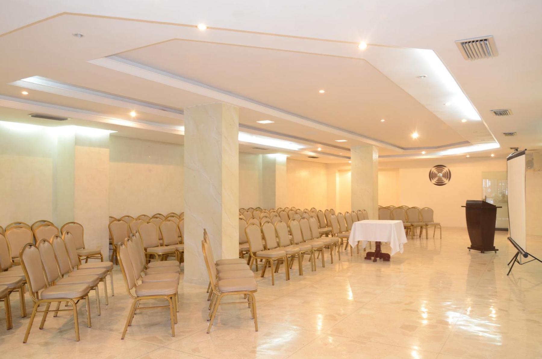 Hotel Intersuites Barranquilla  Exterior photo