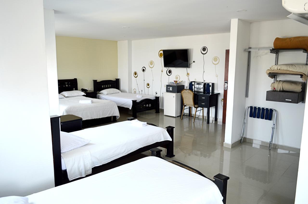 Hotel Intersuites Barranquilla  Exterior photo