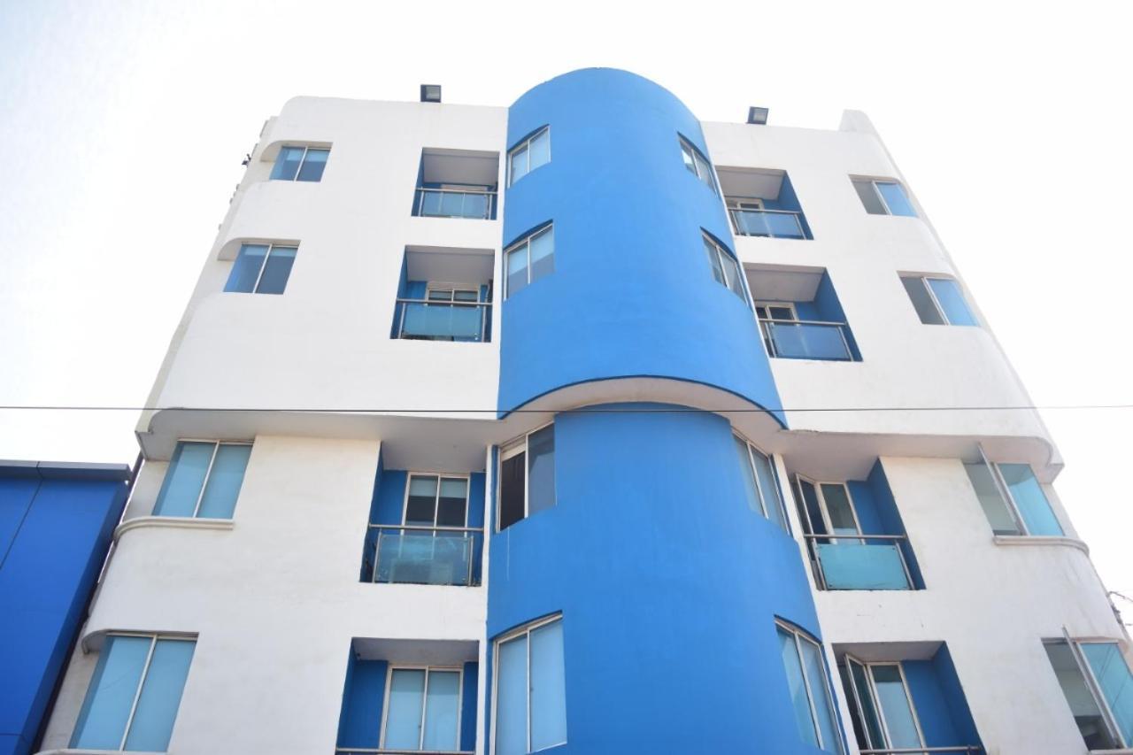 Hotel Intersuites Barranquilla  Exterior photo