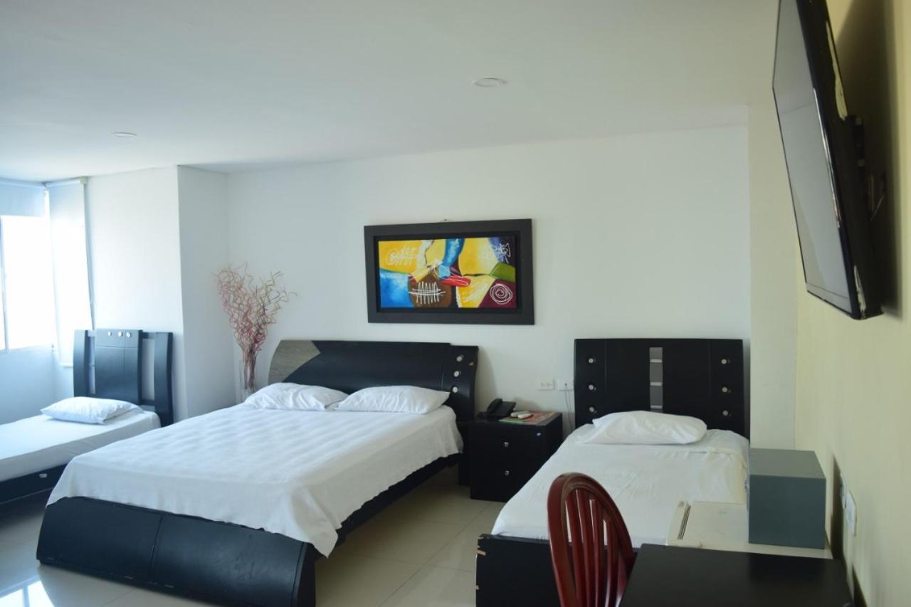 Hotel Intersuites Barranquilla  Exterior photo